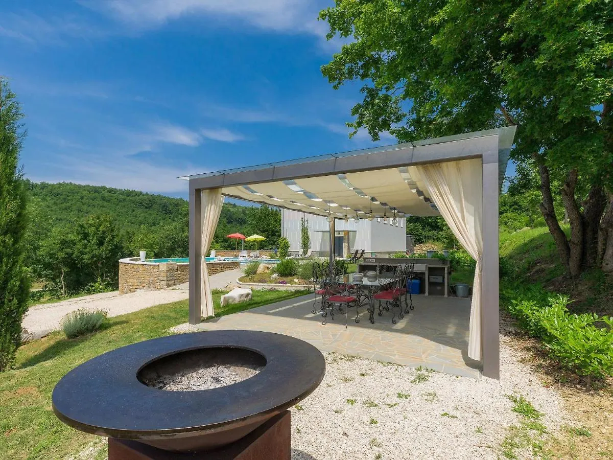 Villa Studio Gallery Bura By Interhome Momjan