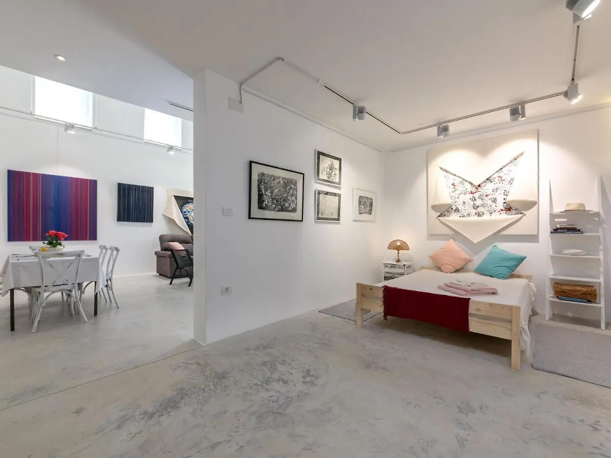 Villa Studio Gallery Bura By Interhome Momjan